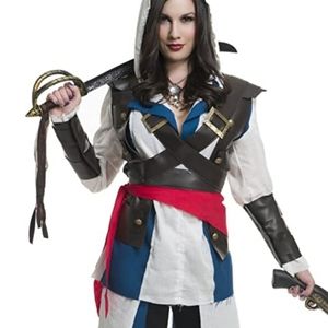 Cutthroat Woman's Pirate by Charades